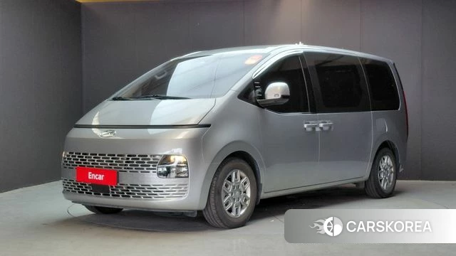 Hyundai Staria 2021 Серебристо-серый из Кореи