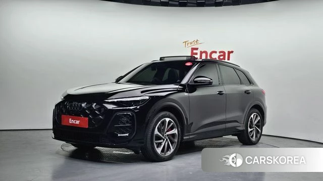 Audi Q5 (80A) 2025 Черный из Кореи