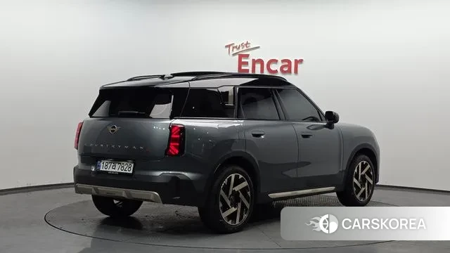 Mini Cooper S Countryman 3rd Generation 2024 Цвет галактики из Кореи