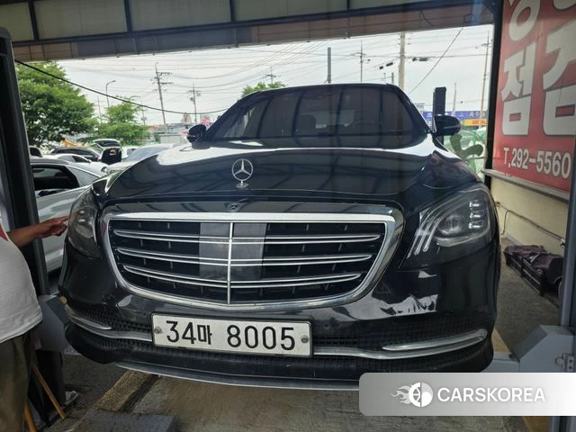 Mercedes-Benz S-Class W222 2018 Черный из Кореи