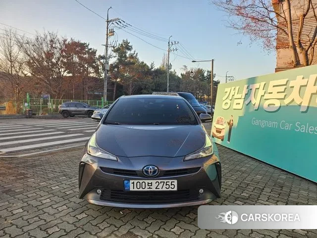 Toyota Prius 4th Generation 2022 Серый из Кореи