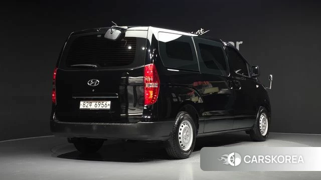 Hyundai The New Grand Starex 2019 Черный из Кореи
