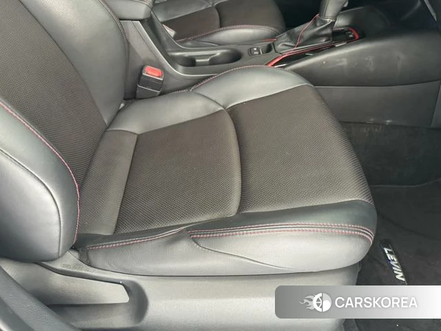 Toyota Lei Ling 2021 Серебристо-серый из Китая