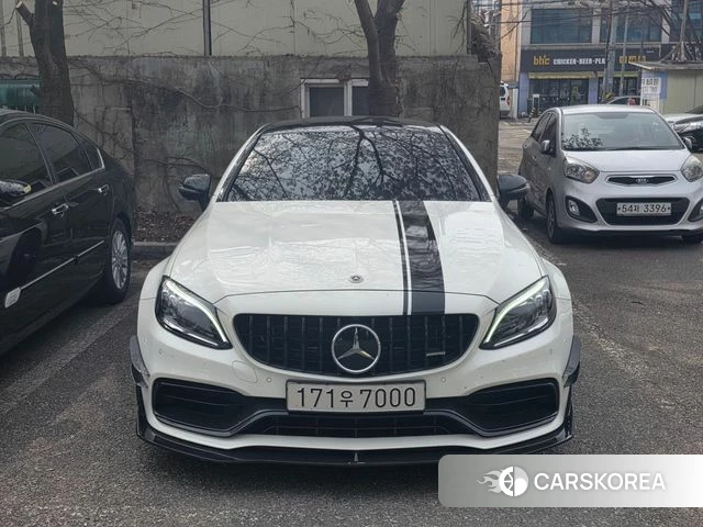 Mercedes-Benz C-Class W205 2021 Белый из Кореи