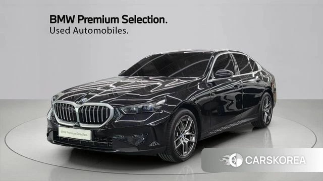 BMW 5 Series (G60) 2025 Черный из Кореи
