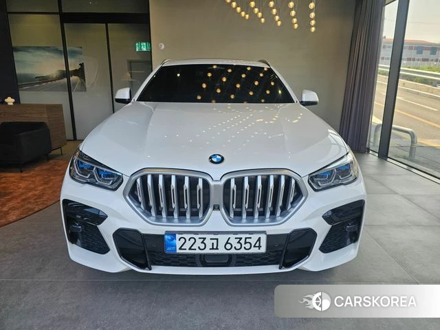 BMW X6 (G06) 2023 Белый из Кореи