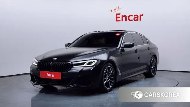 BMW 5 Series (G30) 2022 Черный из Кореи