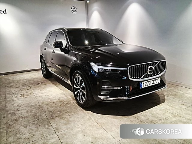 Volvo XC60 second Generation 2023 Черный из Кореи
