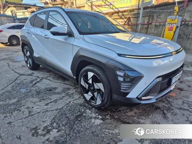 Hyundai Kona (SX2) 2023 Белый из Кореи