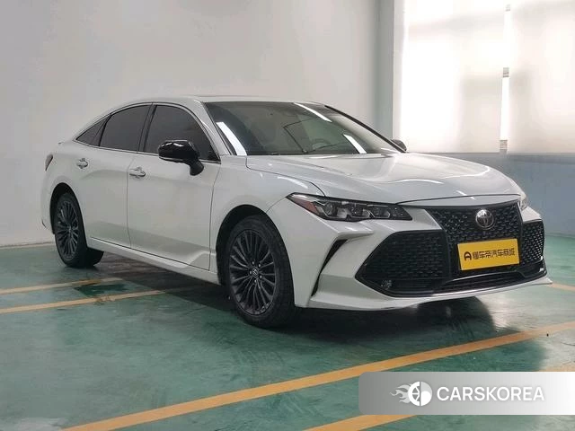 Toyota Asian dragon 2022 Белый из Китая