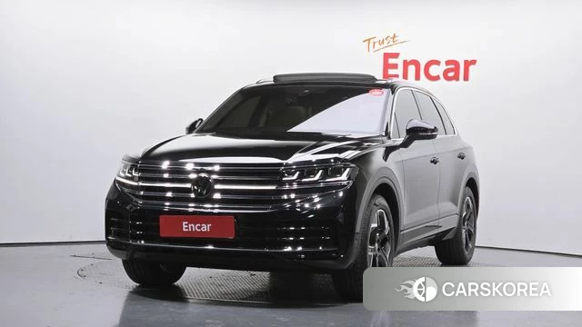 Volkswagen Touareg 3rd generation 2025 Черный из Кореи