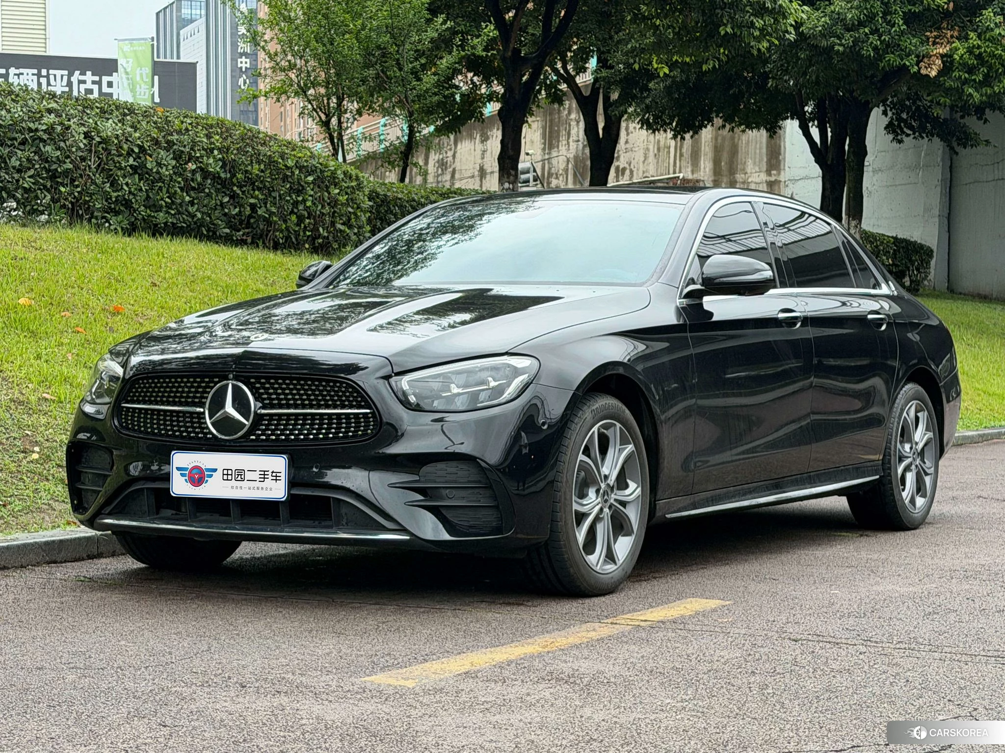 Mercedes-Benz E-class 2021 Черный из Китая