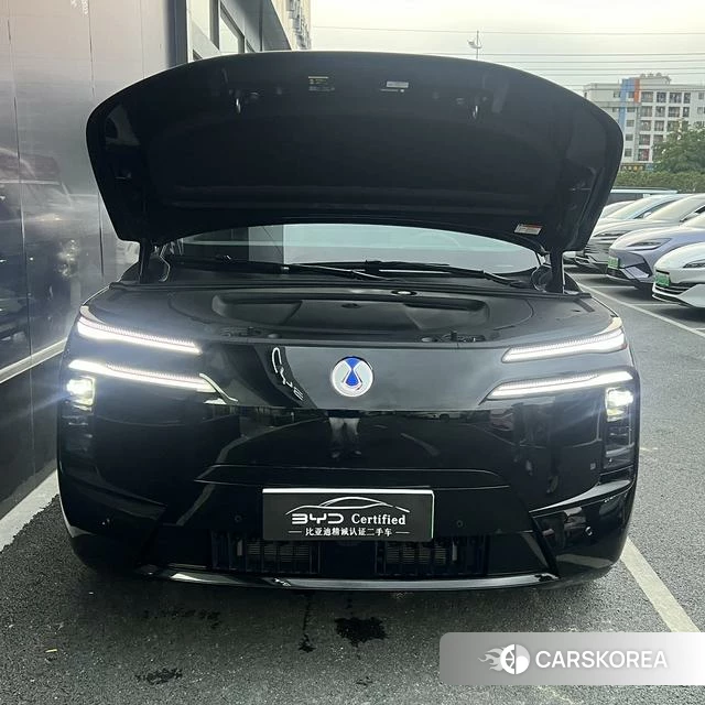 Denza N8L DM 2026 Черный из Китая