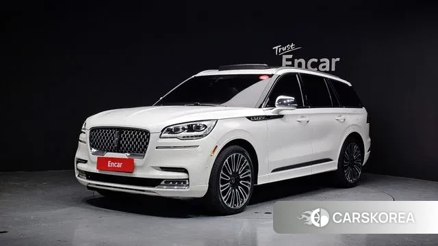 Lincoln Aviator 2nd generation 2020 Белый из Кореи