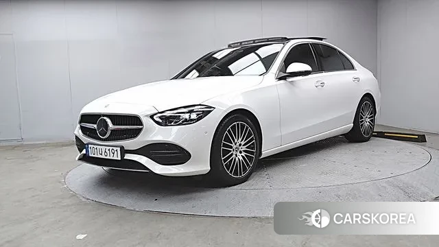 Mercedes-Benz C-Class W206 2024 Белый из Кореи