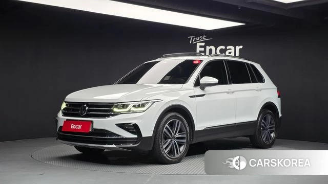 Volkswagen Tiguan second Generation 2021 Белый из Кореи