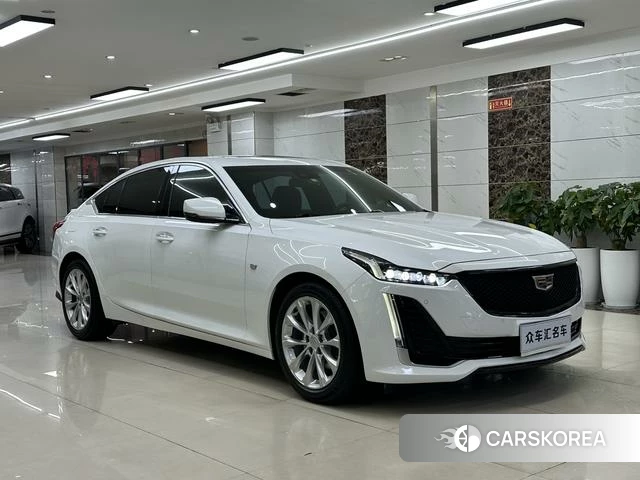 Cadillac CT5 2021 Белый из Китая