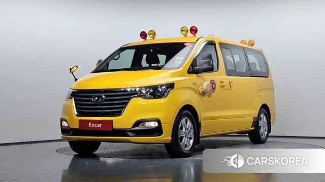 Hyundai The New Grand Starex 2018 Желтый из Кореи