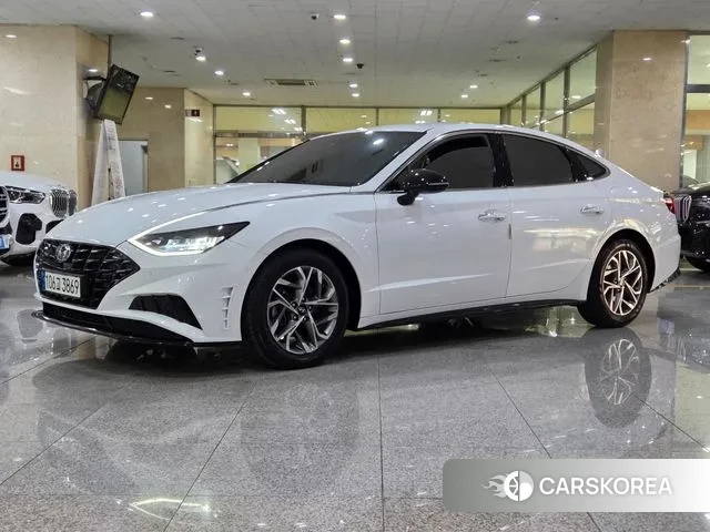 Hyundai Sonata (DN8) 2022 Белый из Кореи