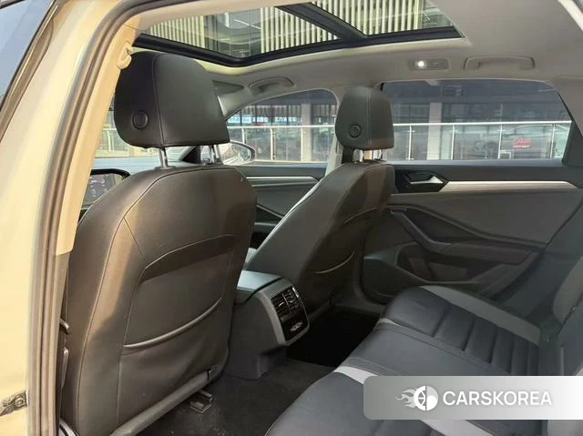 Volkswagen Sagitar 2022 Белый из Китая