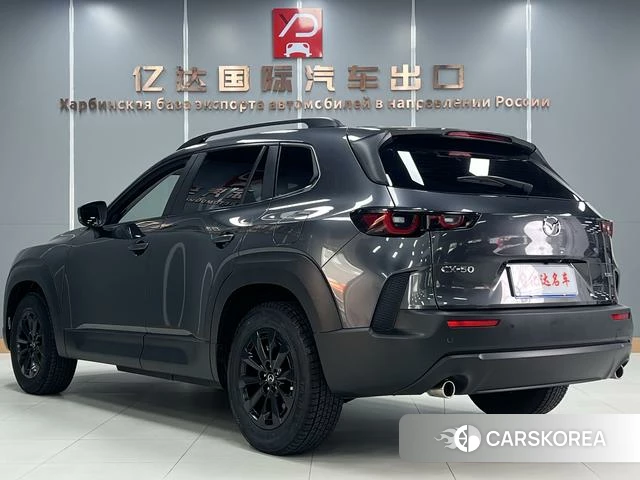 Mazda CX-50 line also 2023 Темно-серый из Китая