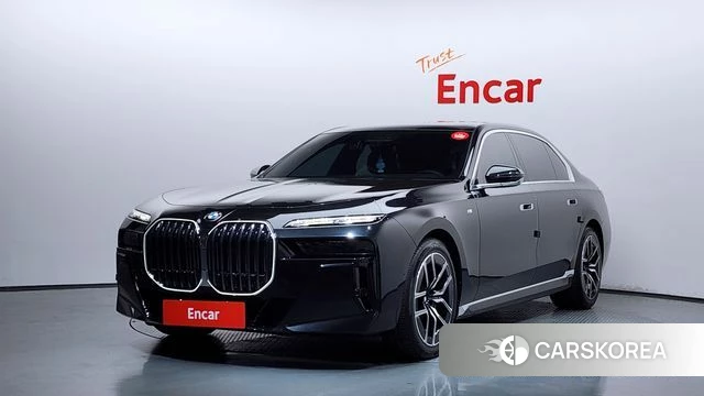 BMW 7 Series (G70) 2023 Черный из Кореи