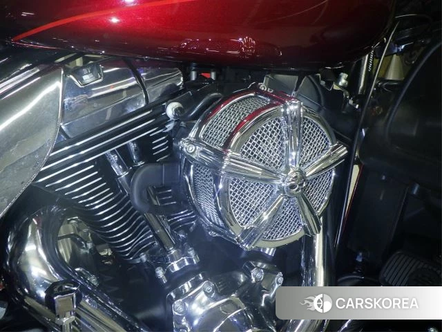 Engine photo