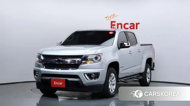 Chevrolet (GM Daewoo) Colorado 2020 Серебристо-серый из Кореи