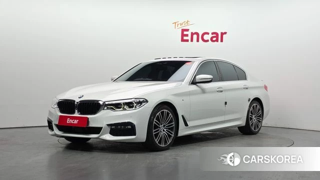 BMW 5 Series (G30) 2018 Белый из Кореи