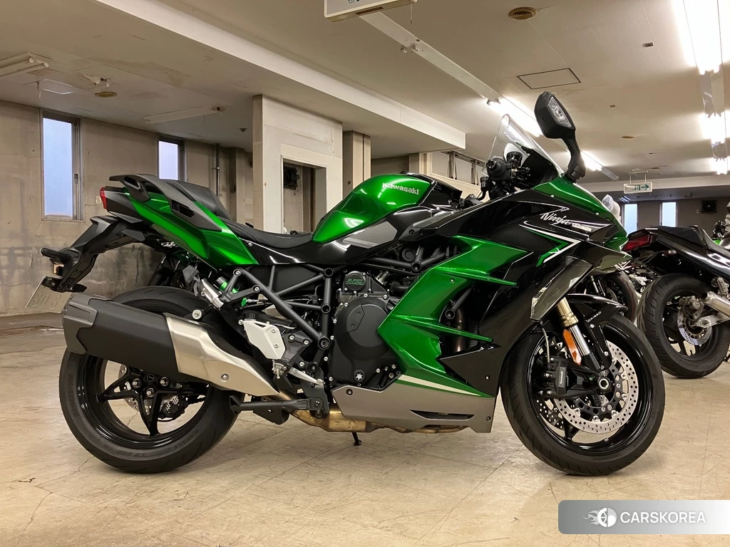 Проданный Kawasaki NINJA H2 SX SE 2023 из Японии