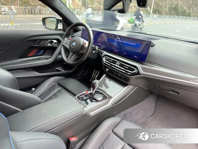 BMW M2 2024 Серебристо-серый из Китая