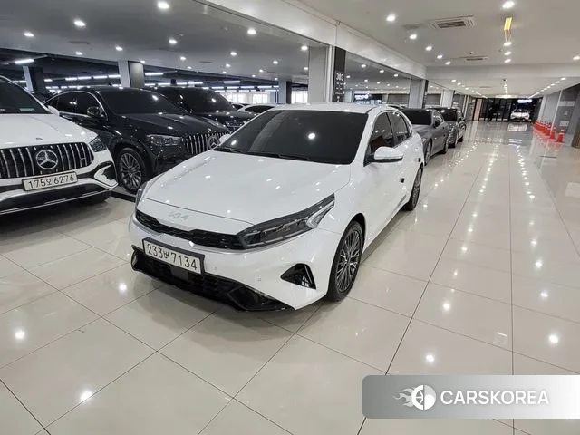 Kia The New K3 2nd generation 2023 Белый из Кореи
