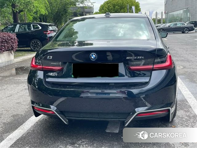 BMW i3 2025 Черный из Китая