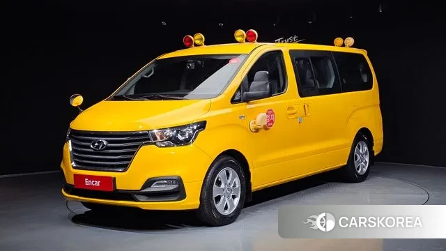 Hyundai The New Grand Starex 2019 Желтый из Кореи