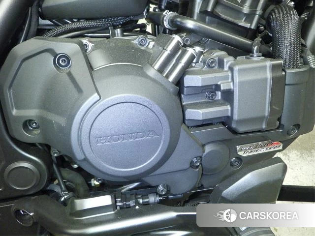 Engine photo