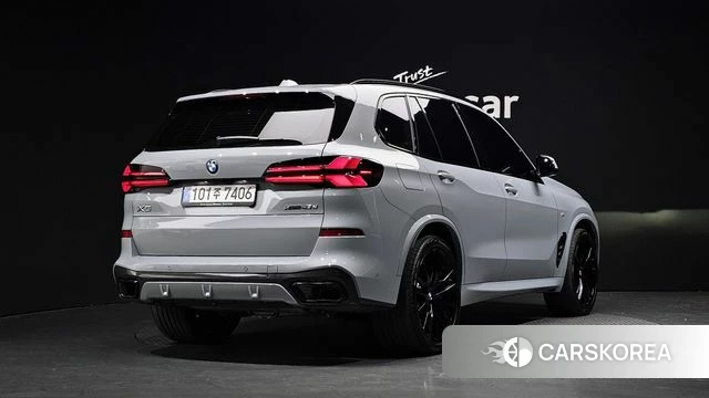 BMW X5 (G05) 2026 Серебристо-серый из Кореи