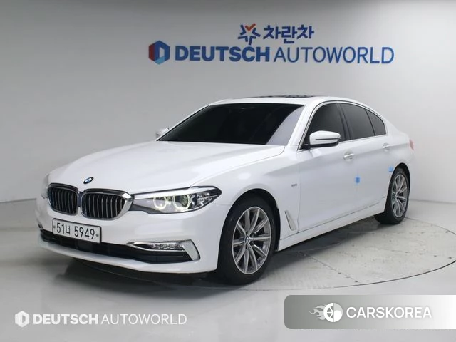 BMW 5 Series (G30) 2018 Белый из Кореи