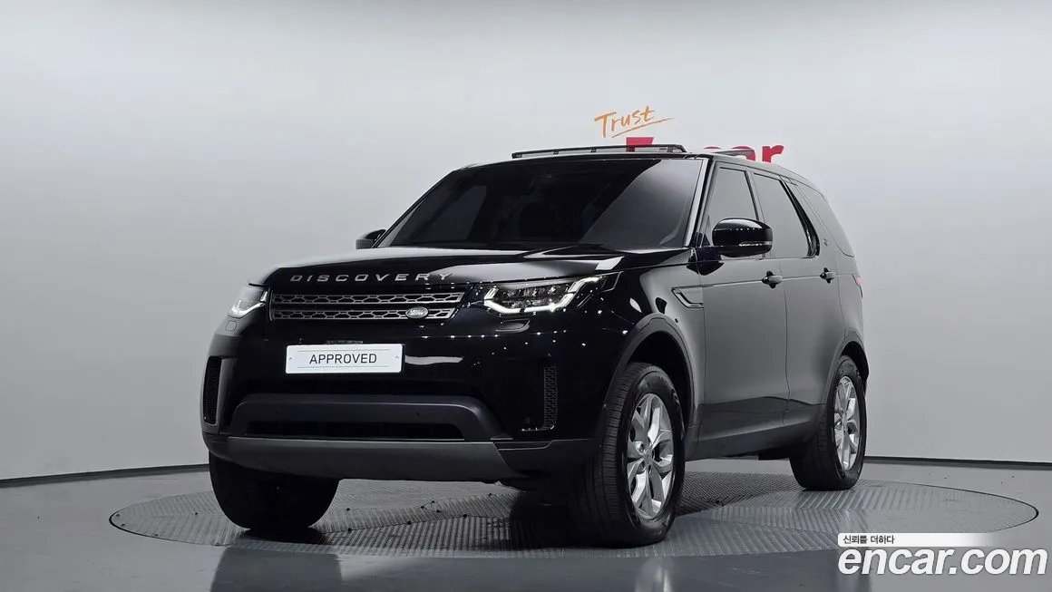 Land Rover Discovery 5 2019 Черный из Кореи