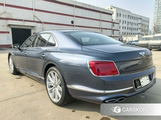 Bentley Flying 2024 Синий из Китая