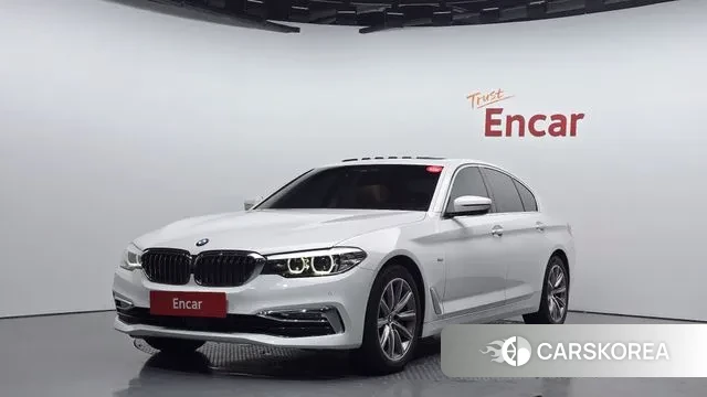 BMW 5 Series (G30) 2018 Белый из Кореи