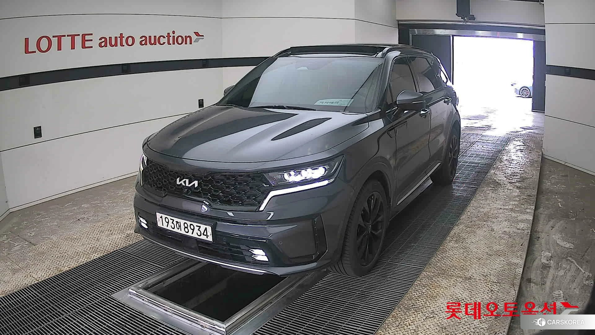 Kia Sorento 2023 Platinium Graphite из Кореи