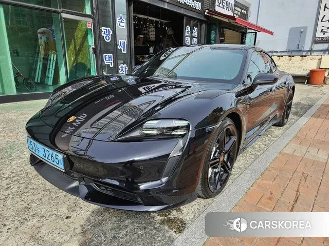 Porsche Taycan 2021 Черный из Кореи