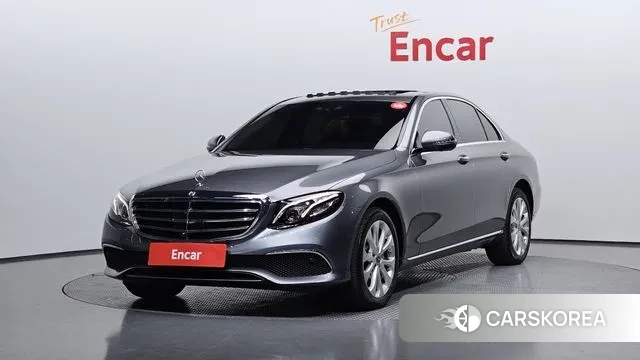 Mercedes-Benz E-Class W213 2019 Серый из Кореи