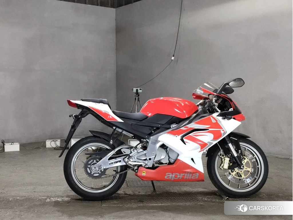 Проданный Aprilia RS125 2010 из Японии, фото 2