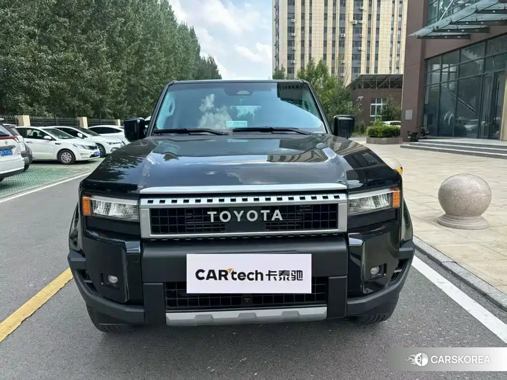 Toyota Prado 2024 Черный из Китая