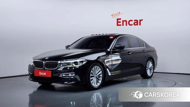 BMW 5 Series (G30) 2018 Черный из Кореи