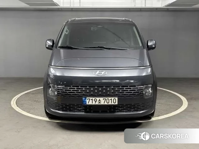 Hyundai Staria 2022 Серый из Кореи