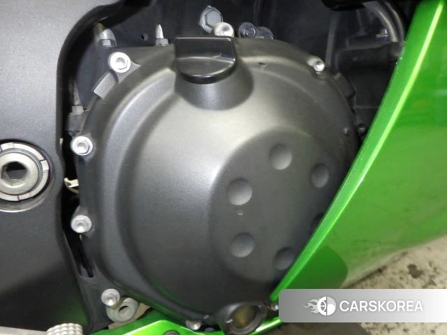 Engine photo