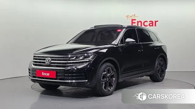 Volkswagen Touareg 3rd generation 2025 Черный из Кореи