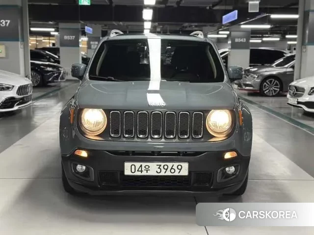 Jeep Renegade 2018 Серебристо-серый из Кореи